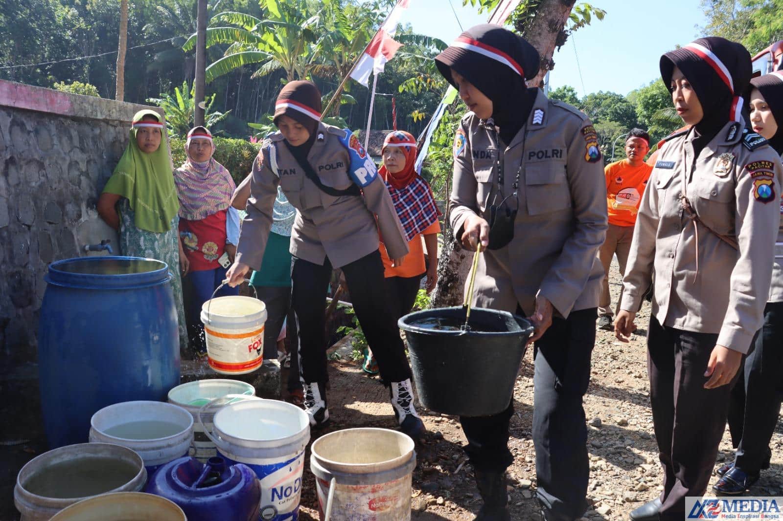IMG 20230809 WA0050 Puncak Kemarau, Polres Pacitan Salurkan 120 Ribu Liter Air Bersih kepada Warga