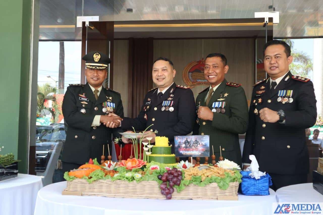 IMG 20231005 WA0032 HUT TNI Ke-78, Surprise Kapolres Kediri Kota Untuk Kodim 0809 Kediri