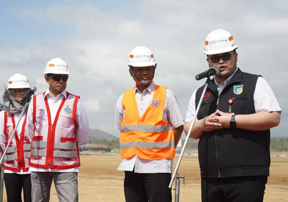 20240226 142232 0000 2833083671 Mas Dhito Kebut Pembebasan Lahan Jalan Tol Dekat Bandara Dhoho Kediri