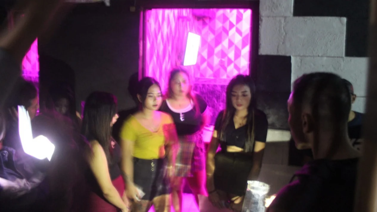 65fa599a87cb5 suasana tempat hiburan malam di tulungagung saat ramadan jatim Tetap Nekad Buka saat Ramadhan, Tempat Karaoke Kena Semprit