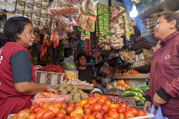 Pasar2 2550875264 Bulan Ramadan, Jajanan Pasar di Tulungagung Ludes Diborong Masyarakat