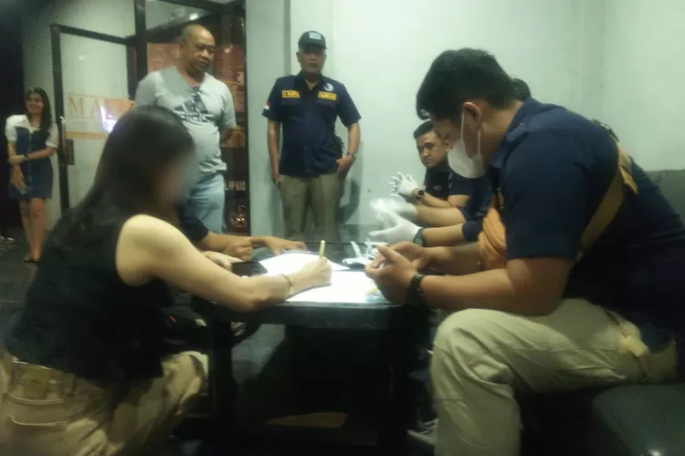 Razia21 3563057667 Warung Karaoke di Tulungagung Ketahuan Masih Operasional Selama Ramadan