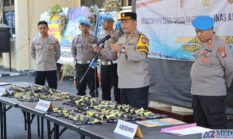 Sipropam Polres Nganjuk Gelar Pemeriksaan Berkala Senjata Api Laras Pendek Organik dan Amunisi